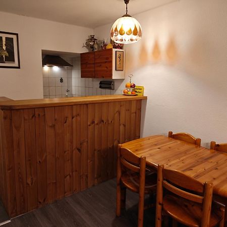 2-Zimmer Apartment Sofia, Gemuetlich Wie Zu Hause オッフェンバッハ 部屋 写真