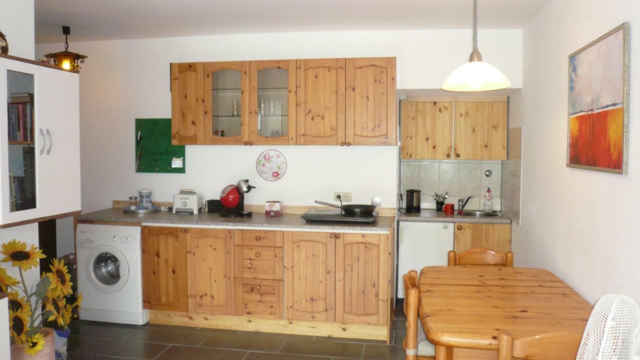 2-Zimmer Apartment Sofia, Gemuetlich Wie Zu Hause オッフェンバッハ エクステリア 写真