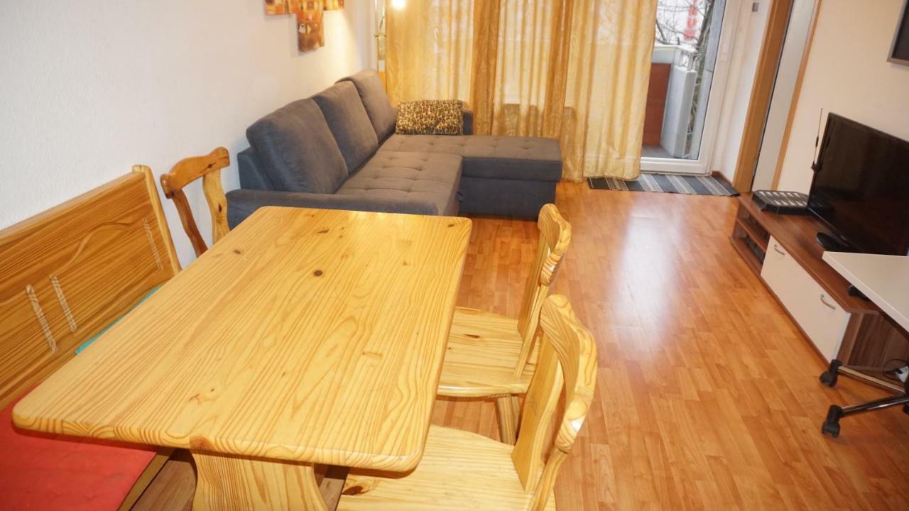 2-Zimmer Apartment Sofia, Gemuetlich Wie Zu Hause オッフェンバッハ エクステリア 写真