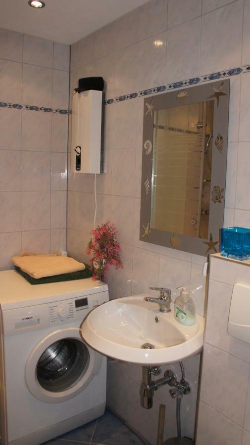 2-Zimmer Apartment Sofia, Gemuetlich Wie Zu Hause オッフェンバッハ エクステリア 写真