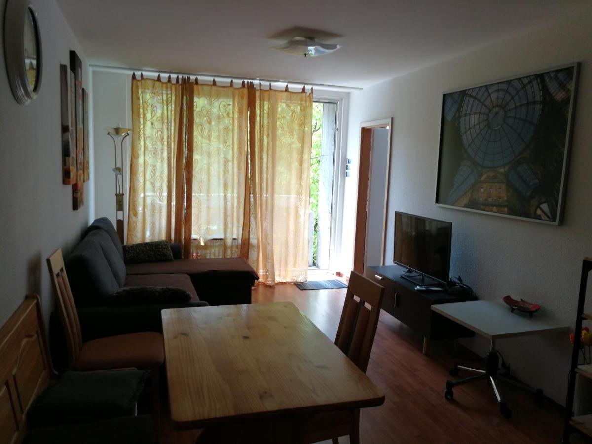 2-Zimmer Apartment Sofia, Gemuetlich Wie Zu Hause オッフェンバッハ エクステリア 写真